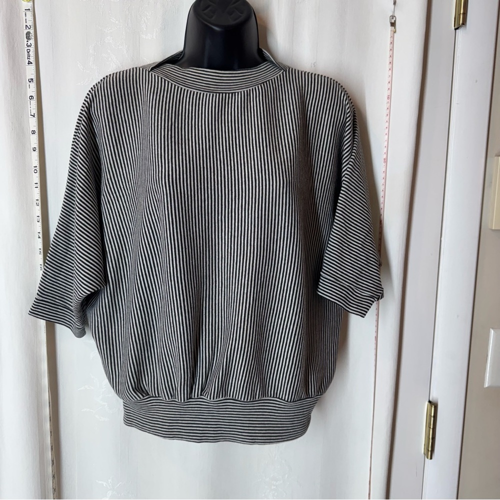 Vintage Women's Striped Black and White Top